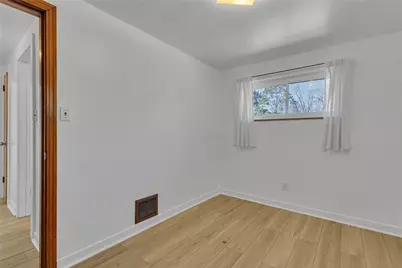 584 Chapel Rd, Center Township, PA 15001 - Photo 20