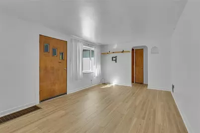 584 Chapel Rd, Center Township, PA 15001 - Photo 14