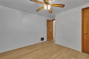 584 Chapel Rd, Center Township, PA 15001 - Photo 22