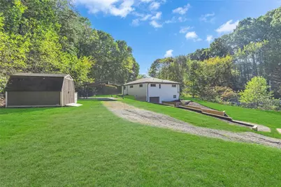 584 Chapel Rd, Center Township, PA 15001 - Photo 4