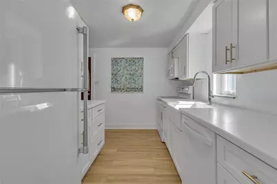 584 Chapel Rd, Center Township, PA 15001 - Photo 8