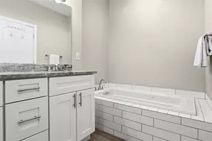 650 Southern Ave, Pittsburgh, PA 15211 - Photo 16