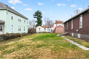 1404 Aetna St, Connellsville, PA 15425 - Photo 4