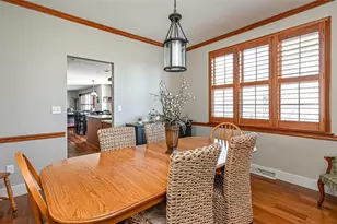 609 Cheshire Dr, Seven Fields Boro, PA 16046 - Photo 8