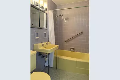 4601 Fifth Ave #623, Pittsburgh, PA 15213 - Photo 12