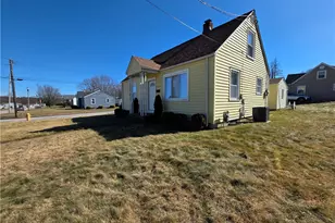 1020 Park St, Sharon, PA 16146 - Photo 2