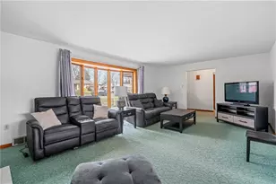 112 Wishart Dr, Brighton Township, PA 15009 - Photo 6