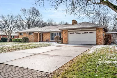 112 Wishart Dr, Brighton Township, PA 15009 - Photo 2