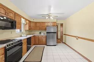 5195 Texas Ave, Bethel Park, PA 15102 - Photo 8