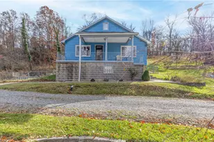 1470 Old Leechburg Rd, Pittsburgh, PA 15239 - Photo 1