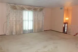 145 Wren Way, South Strabane, PA 15301 - Photo 4