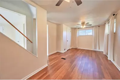 206 Oak Dr, East Franklin Township, PA 16201 - Photo 12