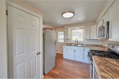 206 Oak Dr, East Franklin Township, PA 16201 - Photo 8