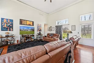 2440 Pierce Bluffs Dr, Hermitage, PA 16148 - Photo 12