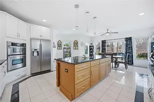 2440 Pierce Bluffs Dr, Hermitage, PA 16148 - Photo 14