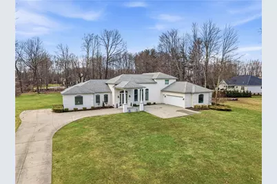 2440 Pierce Bluffs Dr, Hermitage, PA 16148 - Photo 50