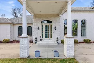 2440 Pierce Bluffs Dr, Hermitage, PA 16148 - Photo 1