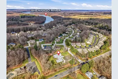 2440 Pierce Bluffs Dr, Hermitage, PA 16148 - Photo 6