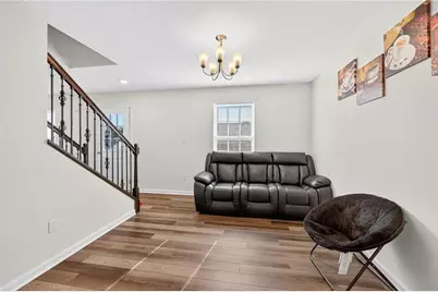 555 Gardenia Dr, Rostraver, PA 15012 - Photo 18