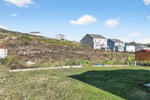 555 Gardenia Dr, Rostraver, PA 15012 - Photo 36