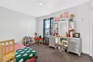 555 Gardenia Dr, Rostraver, PA 15012 - Photo 22