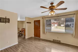 206 Russell Dr, Pittsburgh, PA 15147 - Photo 4