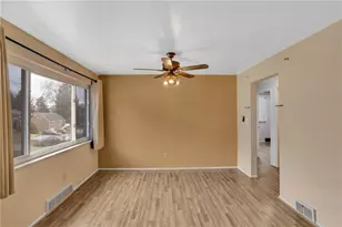 206 Russell Dr, Pittsburgh, PA 15147 - Photo 6