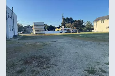 527 Westmoreland Ave, Avonmore, PA 15618 - Photo 2