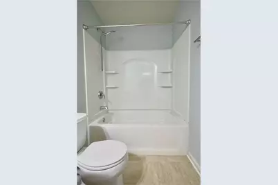 248 Overlook Ct, Coraopolis, PA 15108 - Photo 4