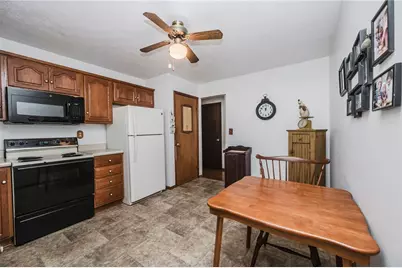 24 Easy St, White Township, PA 15701 - Photo 8