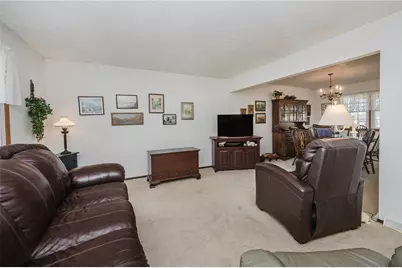 24 Easy St, White Township, PA 15701 - Photo 4