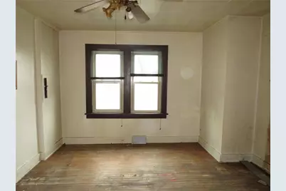 3512 Dauphin Ave, Pittsburgh, PA 15227 - Photo 8