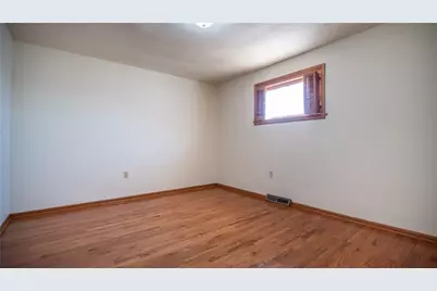 353 Madison Avenue, Leechburg Boro, PA 15656 - Photo 30