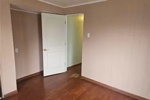 360 Edna, East McKeesport, PA 15035 - Photo 8