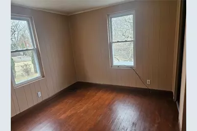 360 Edna, East McKeesport, PA 15035 - Photo 2