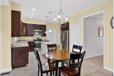 1008 Dunedin Dr, Hempfield Township, PA 15601 - Photo 14