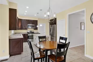 1008 Dunedin Dr, Hempfield Township, PA 15601 - Photo 14