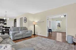 1008 Dunedin Dr, Hempfield Township, PA 15601 - Photo 6