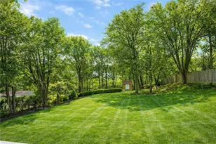 1008 Dunedin Dr, Hempfield Township, PA 15601 - Photo 36