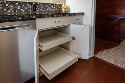 3113 Hillcrest Rd, Bethel Park, PA 15102 - Photo 16