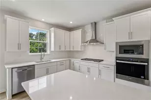 406 Barons Ct, Peters Township, PA 15367 - Photo 10