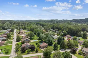 141 Saunders Station, Penn Twp, PA 15085 - Photo 32