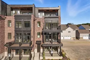 64 1st St, Oakmont, PA 15139 - Photo 4