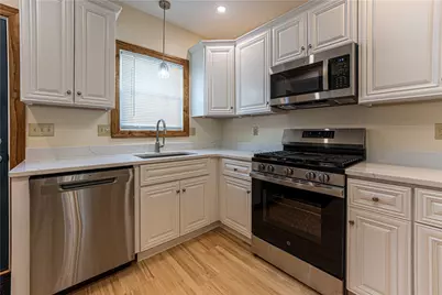 4737 Lorigan St, Pittsburgh, PA 15224 - Photo 8