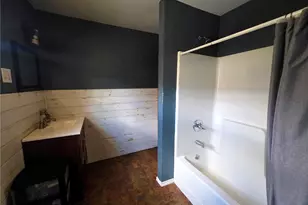 43 W Elm St, Fairchance, PA 15436 - Photo 16