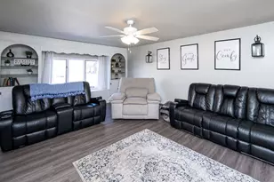 7 Manor Ave, Neshannock Township, PA 16105 - Photo 4