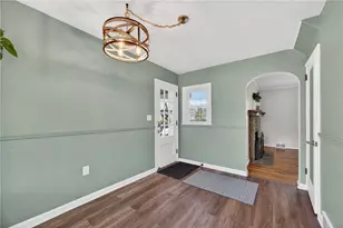 3335 Crestview Dr, Bethel Park, PA 15102 - Photo 14