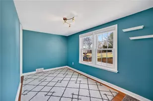 3335 Crestview Dr, Bethel Park, PA 15102 - Photo 20