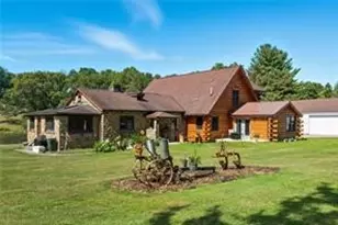 128 Courson Ln, Allegheny Township, PA 16373 - Photo 8