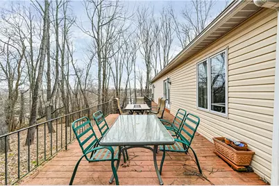 4 Victoria Drive, Greensburg, PA 15601 - Photo 6